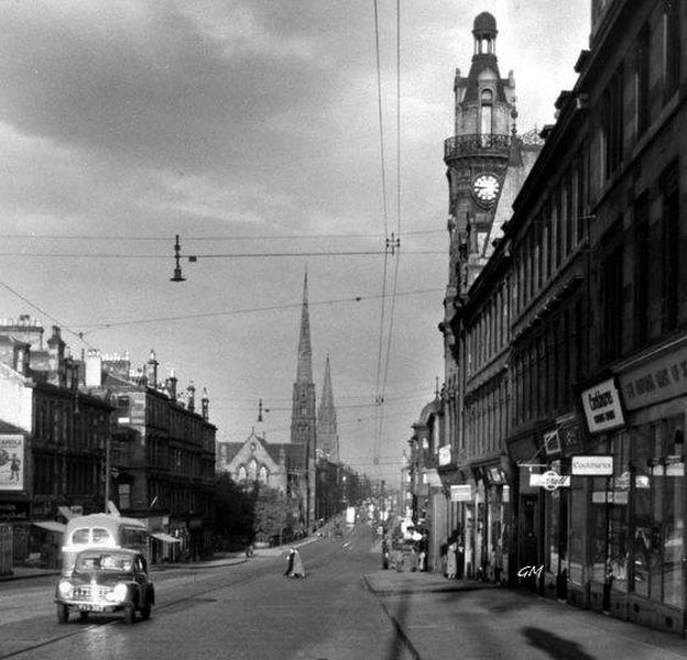 Old photo of Great Western Road in Glasgow