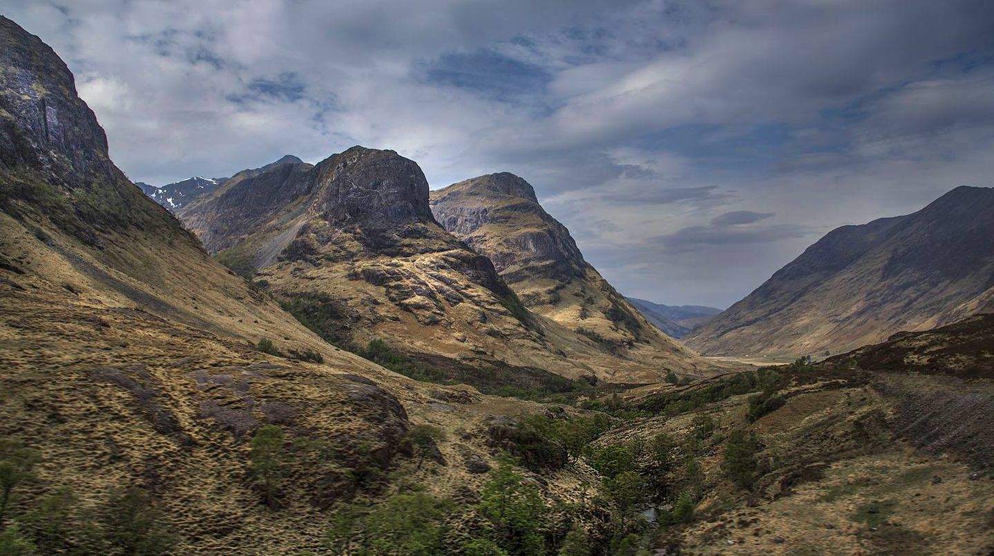 The West Highland Way - Three Sisters of Glencoe - Beinn Fhada, Gearr Aonach and Aonach Dubh