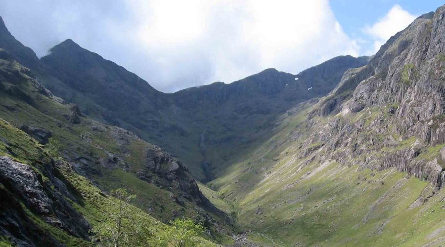 Stob Coire Sgreamhach above the Lost Valley