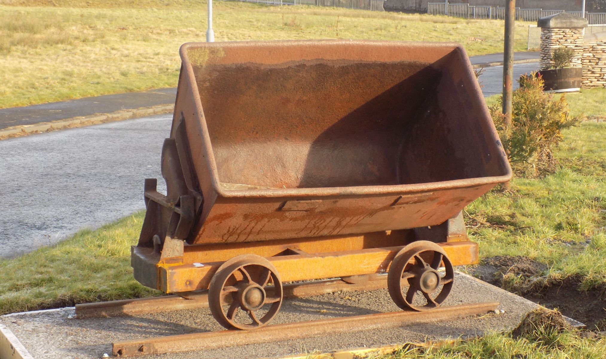 Old mining wagon at Plains