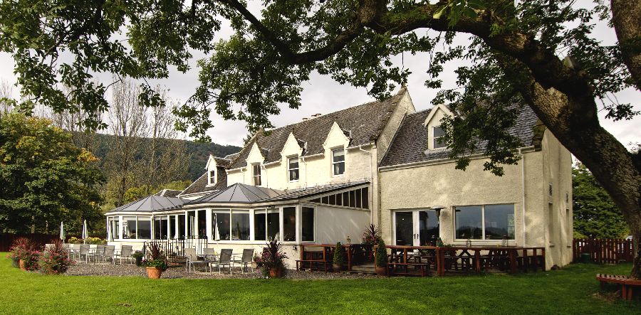 Hotel at the Lake of Menteith