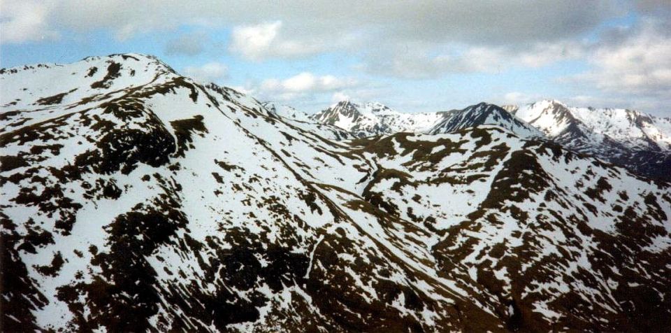 A'Chralaig to Mullach Fraoch-choire ridge