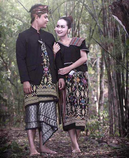 Indonesian wedding dress