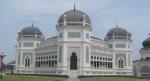 Medan_mosque_w.jpg