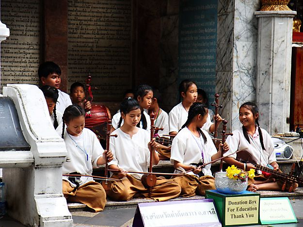 Thai School Band