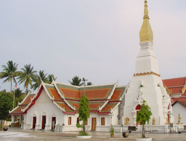 Chedi at Wat Phra That Churng Choom at Sakon Nakhon