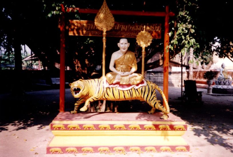 Buddhist shrine in wat in Mae Sot