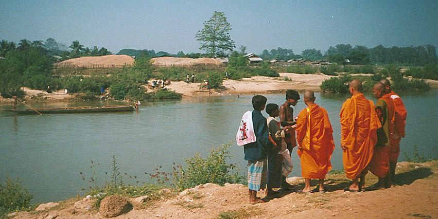 Moie River border with Burma