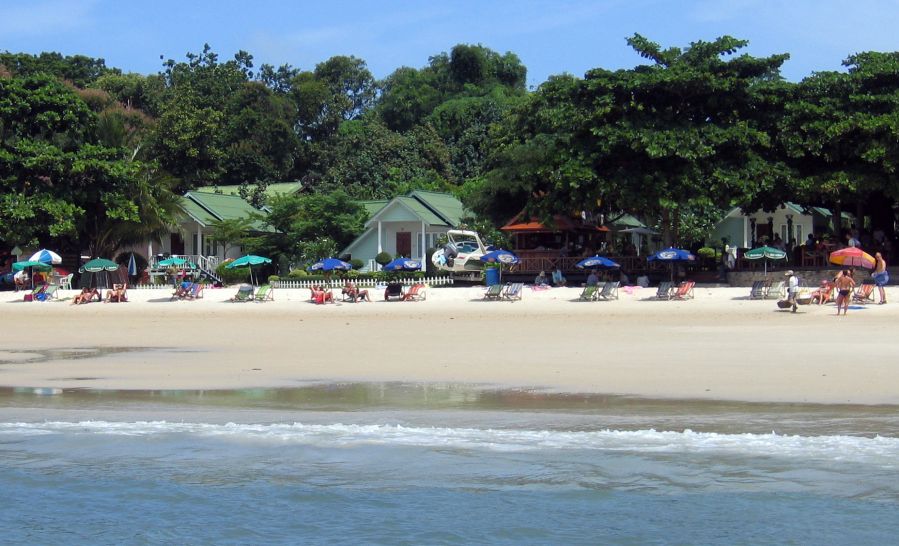 Beach on Koh Samet in SE Thailand