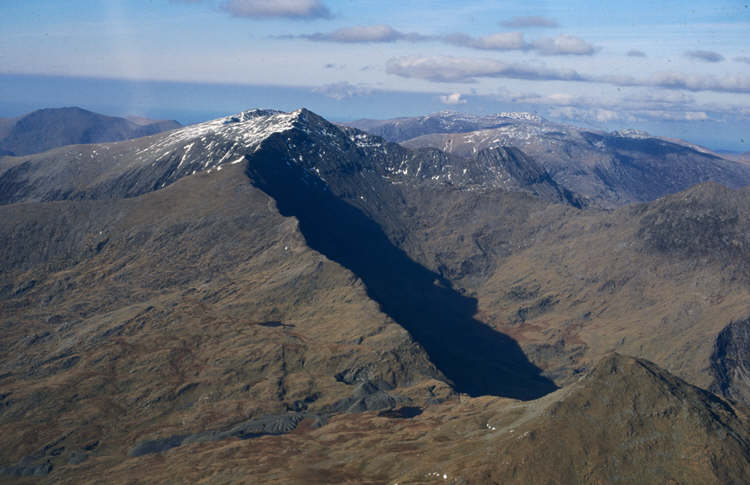 Aerial view of Snowdon ( Yr Wddfa ) 1085 metres, highest mountain in Wales