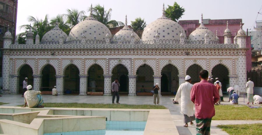 Star Mosque in Dhaka