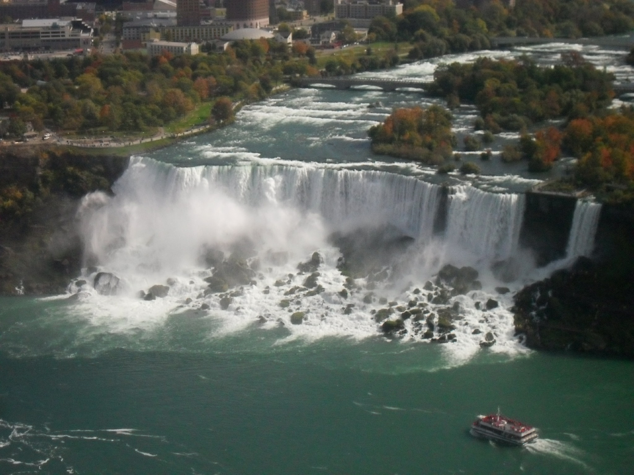 The American Falls, The Bridal Veil Falls, and the Maid of the Mist boat at Niagara Falls