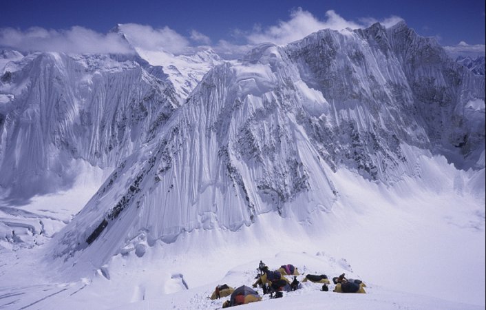 Camp 3 on SW Ridge of Gasherbrum II ( 8035 metres ) in the Karakorum Mountains of Pakistan