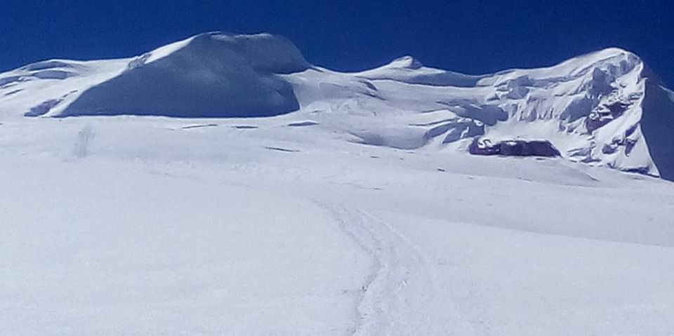 Ascent of Mera Peak above the Hinku & Hongu Valleys