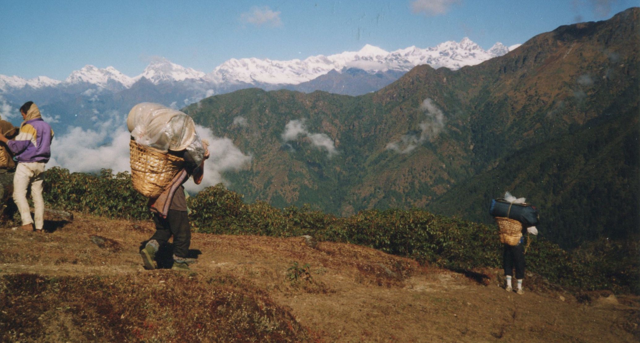 The Langtang Himal from campsite on ridge to Nosempati