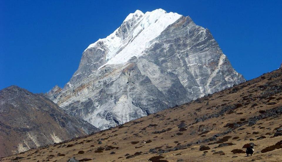 Lobuje Peak