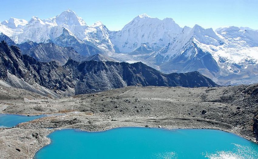 Mount Makalu and Baruntse from Kongma La