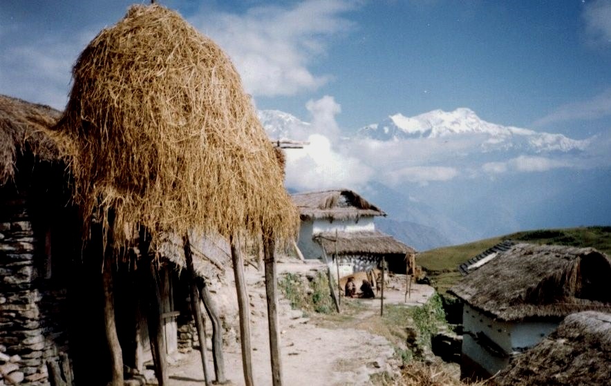 Farmhouses and Himalchuli on route to Ganpokhara