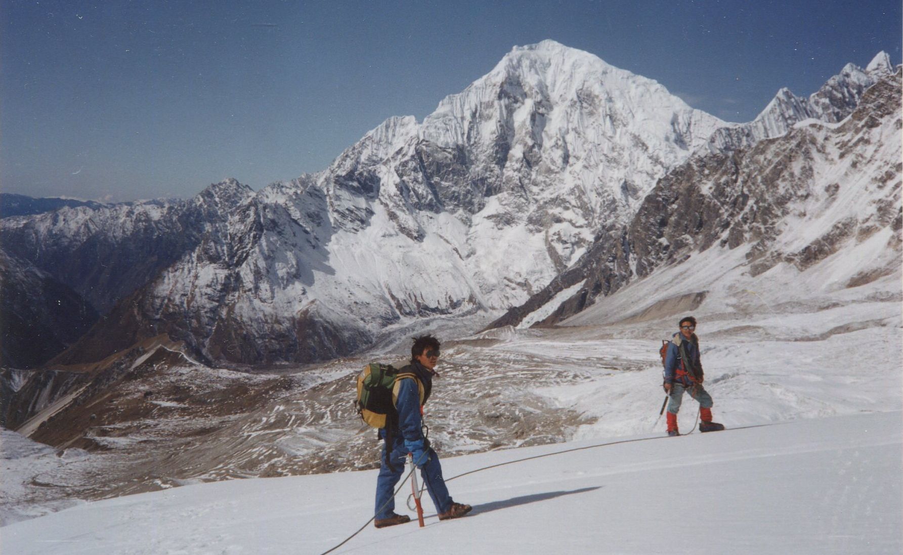 Mt.Langtang Lirung from Yala Peak