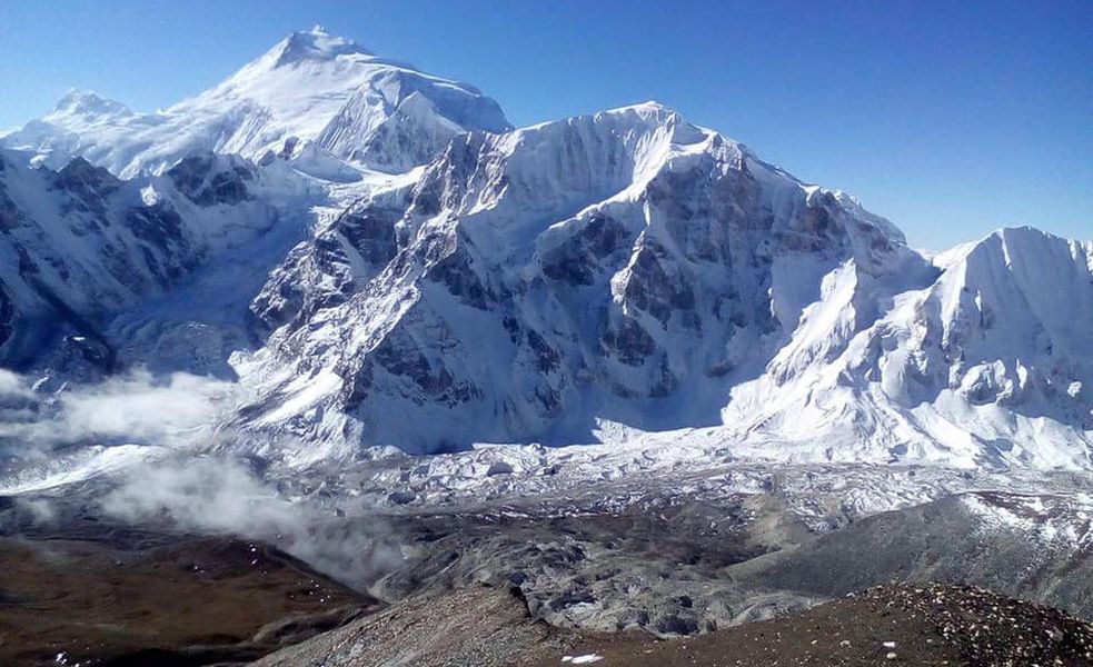 Larkya La Peak on the circuit of Mount Manaslu