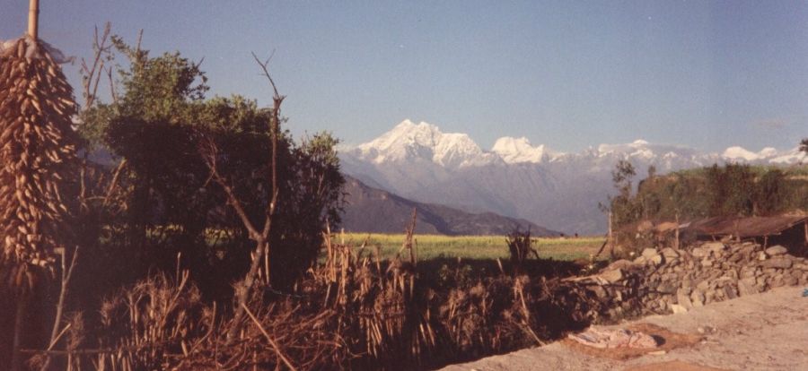 Mounts Gauri Shankar and Menlungtse from Charicot / Charikot