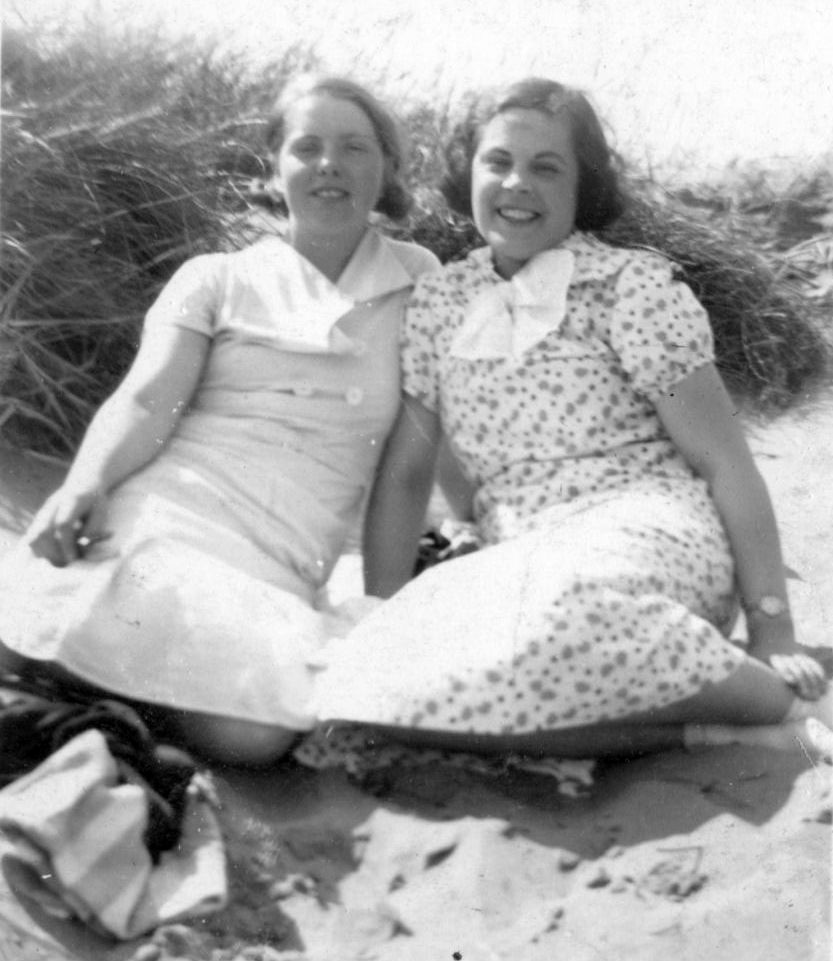 Charlotte ( Lottie ) Cameron and friend