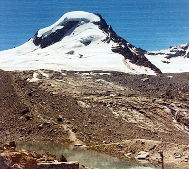 Ascent of the Gran Paradiso ( 4061 metres ) in the Italian Alps