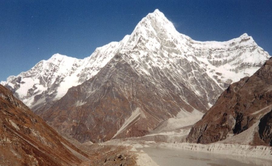 Kang Nachugo and Tsho Rolpa in the Rolwaling Himal