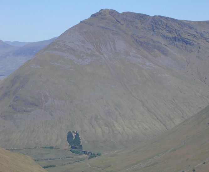 Ben Dorain and Beinn a' Chaistal ( 2907ft, 886m - a Corbett ) from Beinn Chaorach