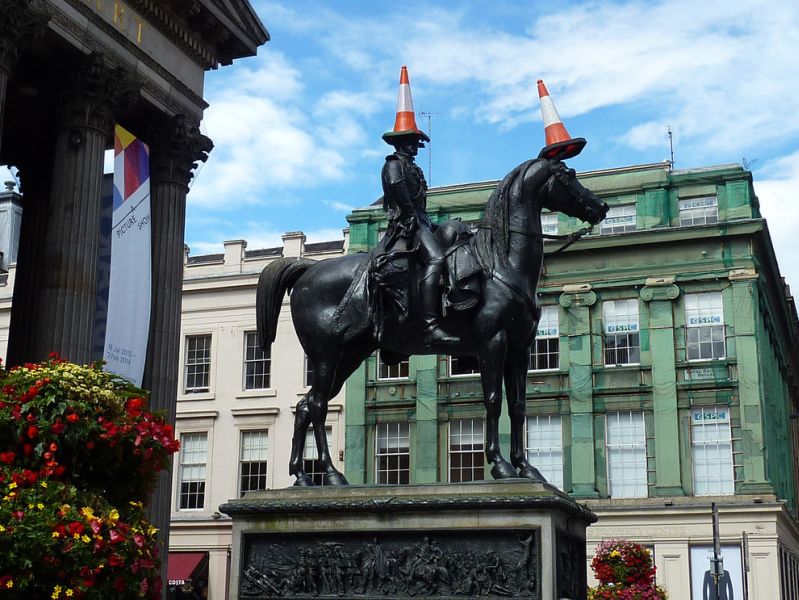 Wellington Statue