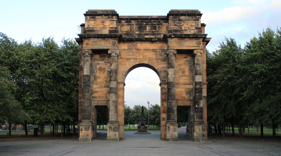 McLennan Arch into Glasgow Green