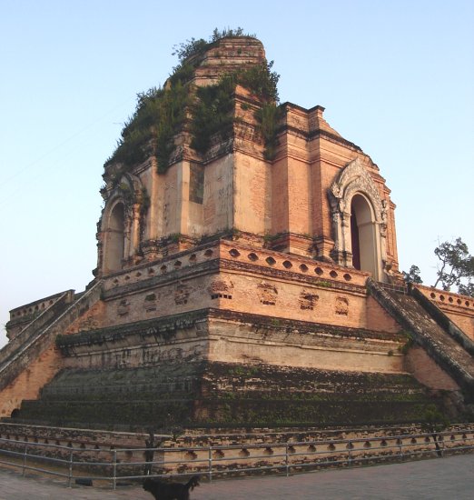 Wat Chedi Luang in Chiang Mai