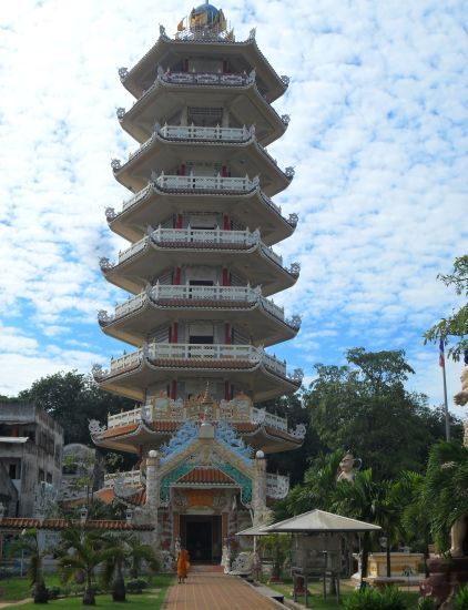 Pagoda at Mahapanya Vidayalai in Hat Yai in Southern Thailand