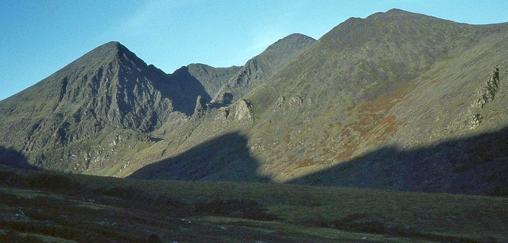 Eagle's Nest and Carrauntoohil on Macgillycuddy Reeks