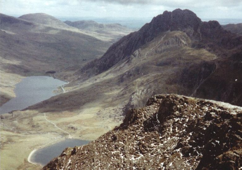 Hills & Valleys of Wales: Tryfan and Lyn Ogwen from Y Garn